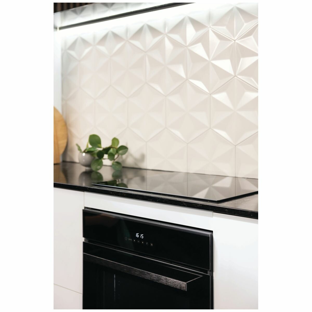 Haier 60cm Electric Ceramic Cooktop HCE604TB3 hero image