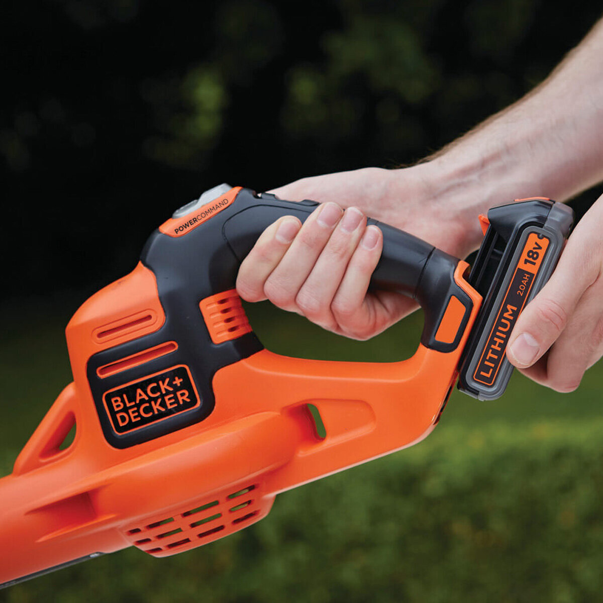 Black and decker hotsell blower 18v