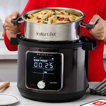 Instant Pot Pro Multi-Cooker 5.7Ltr-Black 112-0127-01-AU hero image