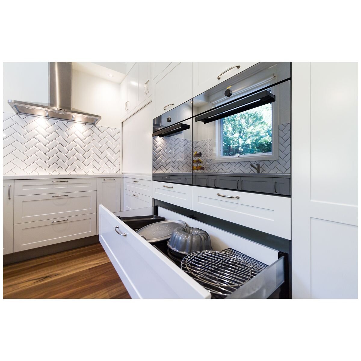 Schweigen 90cm Silent Canopy Rangehood and ISO Drive SP Motor Pack WM2190SPPAK hero image