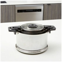 Westinghouse Three Piece Nesting Casserole Pot Set WH3P04SS hero image