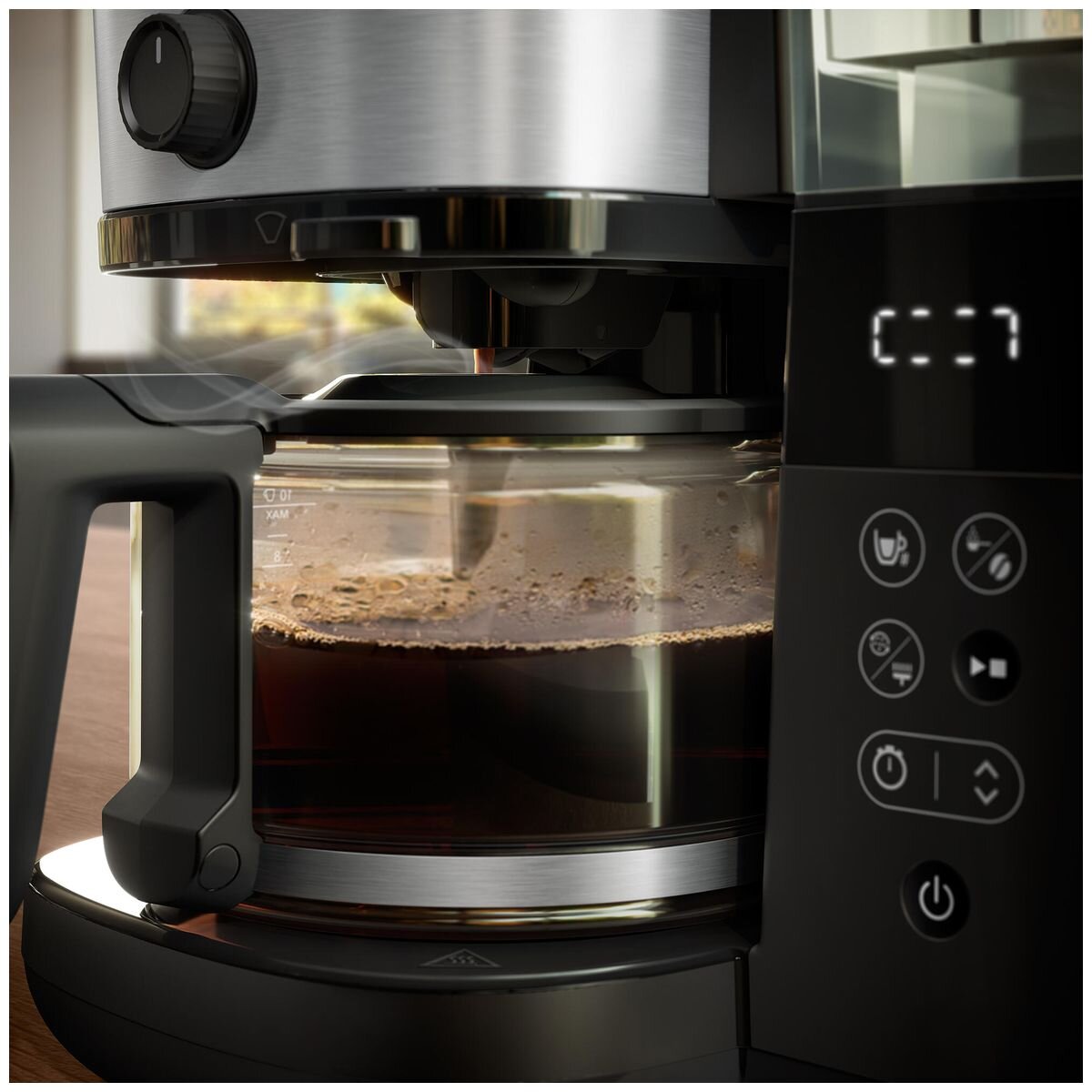 Philips Grind & Brew Coffee Machine HD7900-50 hero image
