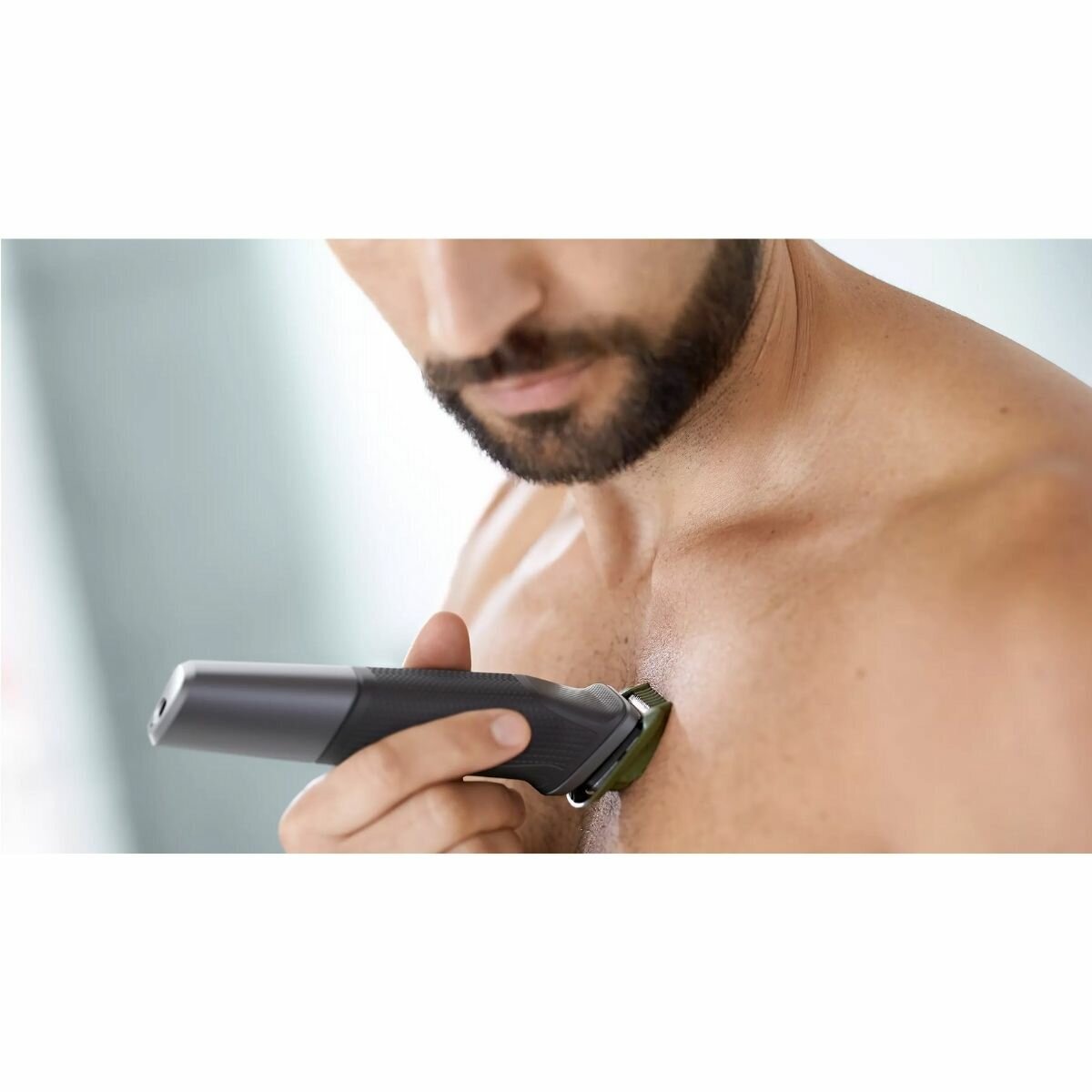 Philips MG5730-15 Series 5000 11 in 1 Multigroom Electric Shaver hero image