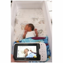 Oricom Smart HD Nursery Pal Baby Monitor OBH430 hero image