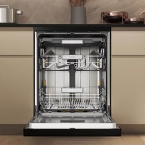 Whirlpool 60cm MaxiTub Freestanding Dishwasher Black WDFS3L5PBSAU hero image