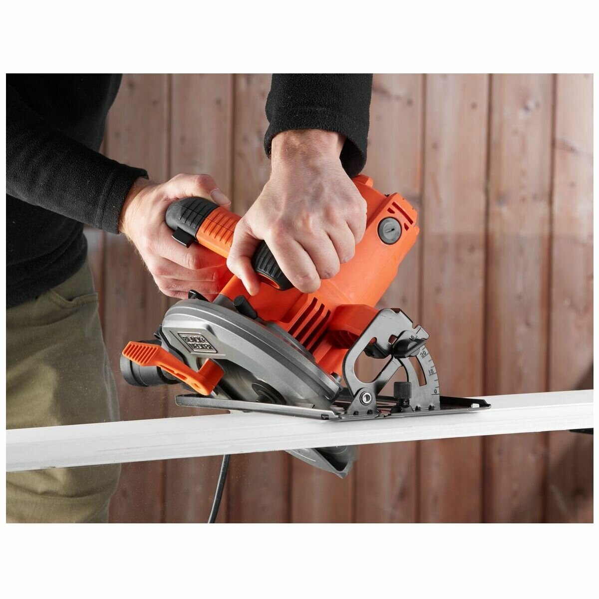 Black & Decker 1500W 190mm Circular Saw CS1550-XE hero image