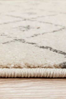 Rug Culture Chrome Medium Silver & Off White Rug 230X160CM - CRO-ELS-SIL-230X160 hero image