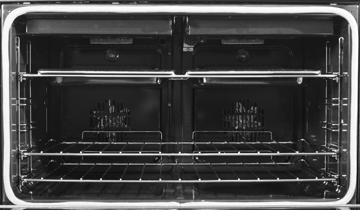 Falcon 90cm Professional FXP Freestanding Dual Fuel Pyrolytic Oven/Stove Black and Chrome PROP90FXPDFGBCH hero image