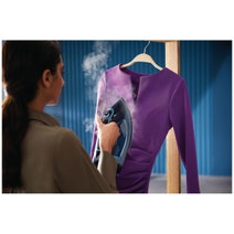 Philips Azur 8000 Series Steam Iron Blue DST8020-20 hero image