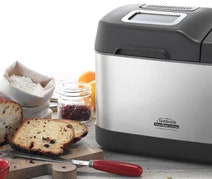 Sunbeam BM7850 SmartBake Custom Bread Maker hero image