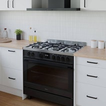 Haier 90cm 300 Series Gas Freestanding Cooker Black HOR90S8MBX2 hero image