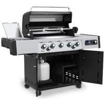Broil King Regal Q 590 Pro Freestanding Gas BBQ Grill 685243AU hero image
