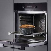 Miele 60cm Pyrolytic Built-In Oven Black H2861BPBLACK hero image