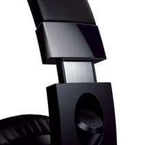Panasonic RP-HC800E-K Noise Cancelling Headphones hero image
