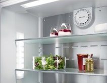 Liebherr 522L Integrated French Door Fridge ECBN6256 hero image