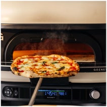 Gozney Dome Gen 2 Dual Fuel Pizza Oven Black GMPOBAU1625 hero image