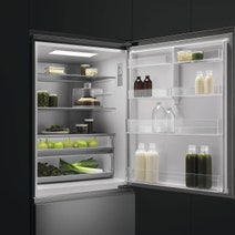 Fisher & Paykel Series 5 515L Fridge Freezer Stainless Steel RF505BRNQX1 hero image