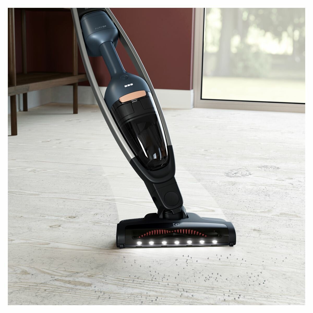 入荷now 買えない 319103 【超特価】Electrolux スティッククリーナー PureQ9 掃除機・クリーナー
