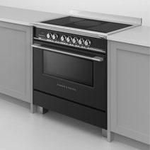 Fisher & Paykel 90cm Series 7 Classic Freestanding Induction Electric Oven Black OR90SCI4B1 hero image