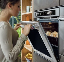 KitchenAid 60cm Multifunction Pyrolytic Pro Oven KOLSP 60600 hero image