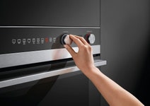 Fisher & Paykel OB60SC9DEPX1 60cm 72L Electric Built-In Oven hero image