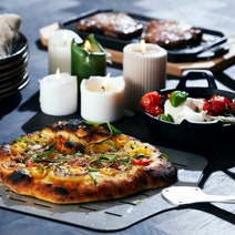 Cozze 13 Inch Pizza Oven with Pizza Paddle and Cutter CZ90551PK hero image