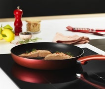 Tefal C6820772 30cm Character Fry Pan hero image
