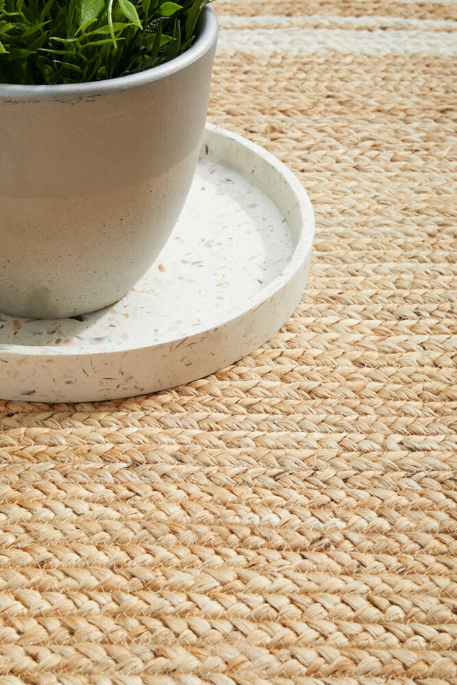 Rug Culture Nosa Medium Natural & White Rug 220X150CM OVAL - NSA-111-OVL-220X150 hero image
