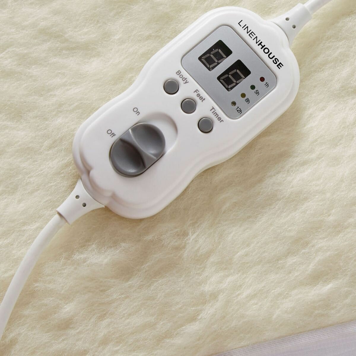 Linen House King Bed Electric Wool Blanket 01215D424 hero image