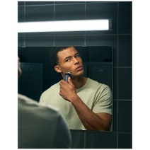 Philips Shaver Series 5000 SkinIQ S5880-20 hero image