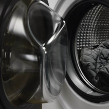 Fisher & Paykel Series 9 10kg Contemporary Heat Pump Dryer DH1060T5 hero image