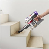 Dyson V8 Car-Boat Handheld Vacuum 586122-01 hero image