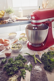 KitchenAid Mini Stand Mixer Empire Red 5KSM3311XAER hero image