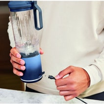 Ninja Blast Max Portable Blender Deep Navy BC251NV hero image