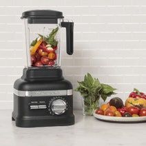 KitchenAid 5KSB8270ABK Pro Line Series Blender Cast Iron Black hero image