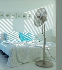 Stadler Form 40cm Electric Pedestal Fan SF-CHARLY-ST hero image