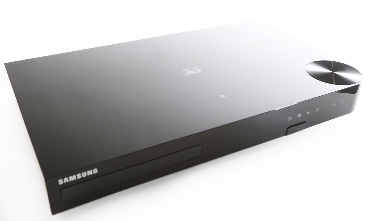 Samsung HT-H6550WM 5.1 Channel 3D Blu-ray Home theatre System with Wireless Rear Speakers hero image