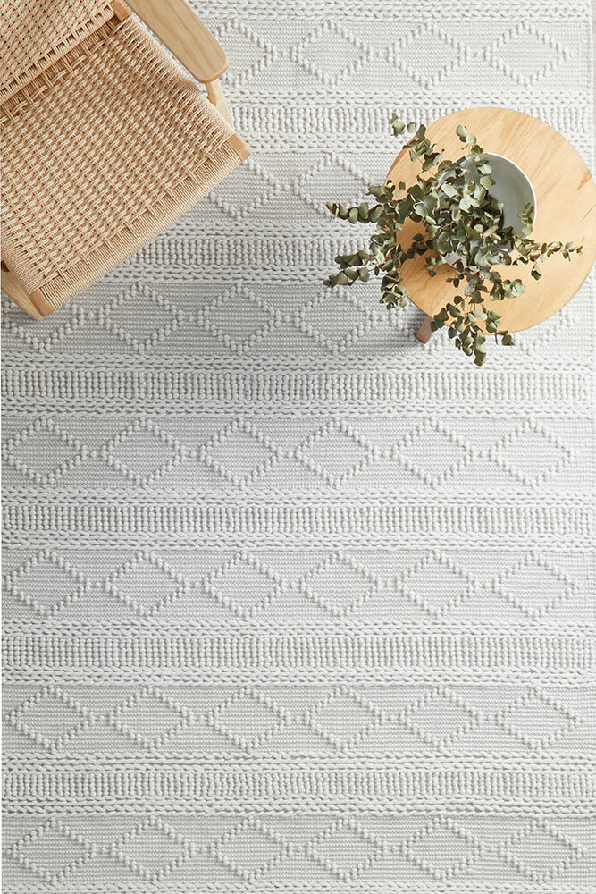 Rug Culture Maison Oversize White & Natural Rug 400X300CM - MSN-ZOE-400X300 hero image