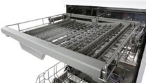 Samsung DW60H6050FW Freestanding Dishwasher hero image