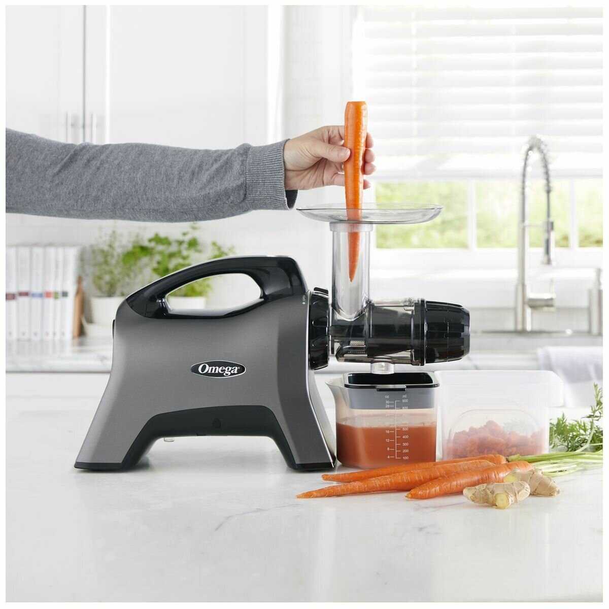 Omega juicer sales cold press