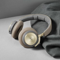 B&O BeoPlay H9 3rd Gen Wireless Bluetooth Noise Cancelling Headphones Argilla Bright 245324 hero image