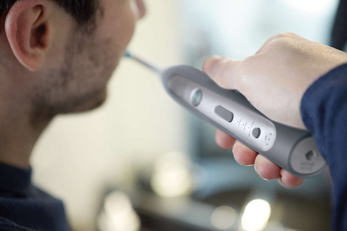 Philips HX9112-52 Sonicare FlexCare Platinum Electric Toothbrush hero image