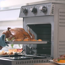 Sunbeam Multi Function Oven Plus Air Fryer BT7200 hero image