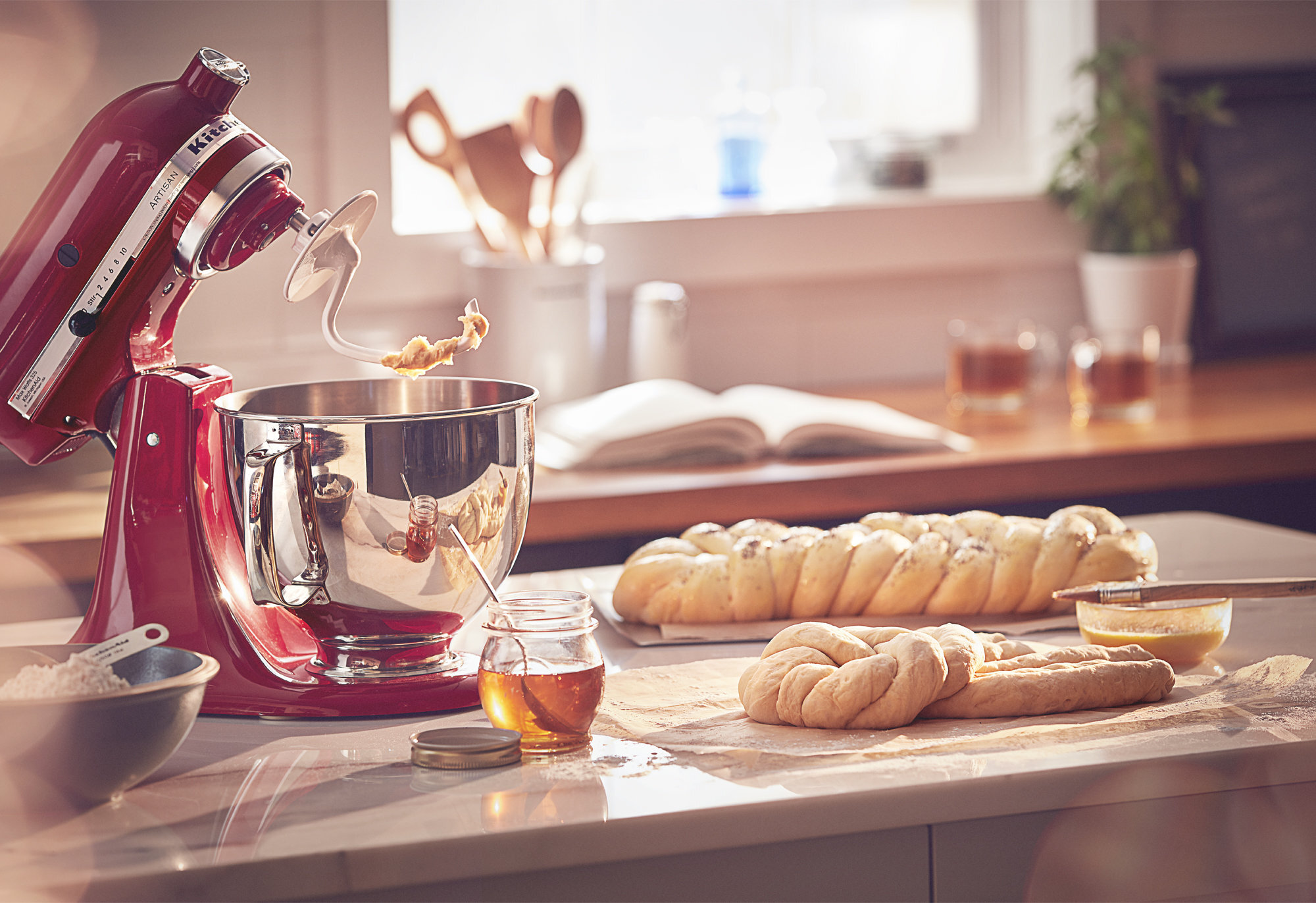 KitchenAid 5KSM150PSAER Artisan Stand Mixer Empire Red - 91010 hero image