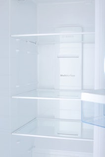 Bosch KAN62V00AU 678L Side By Side Fridge hero image
