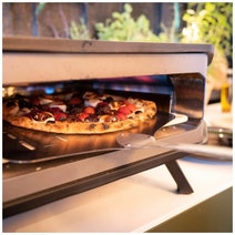Cozze 13 Inch Pizza Oven with Cover CZ90551CZ90333 hero image