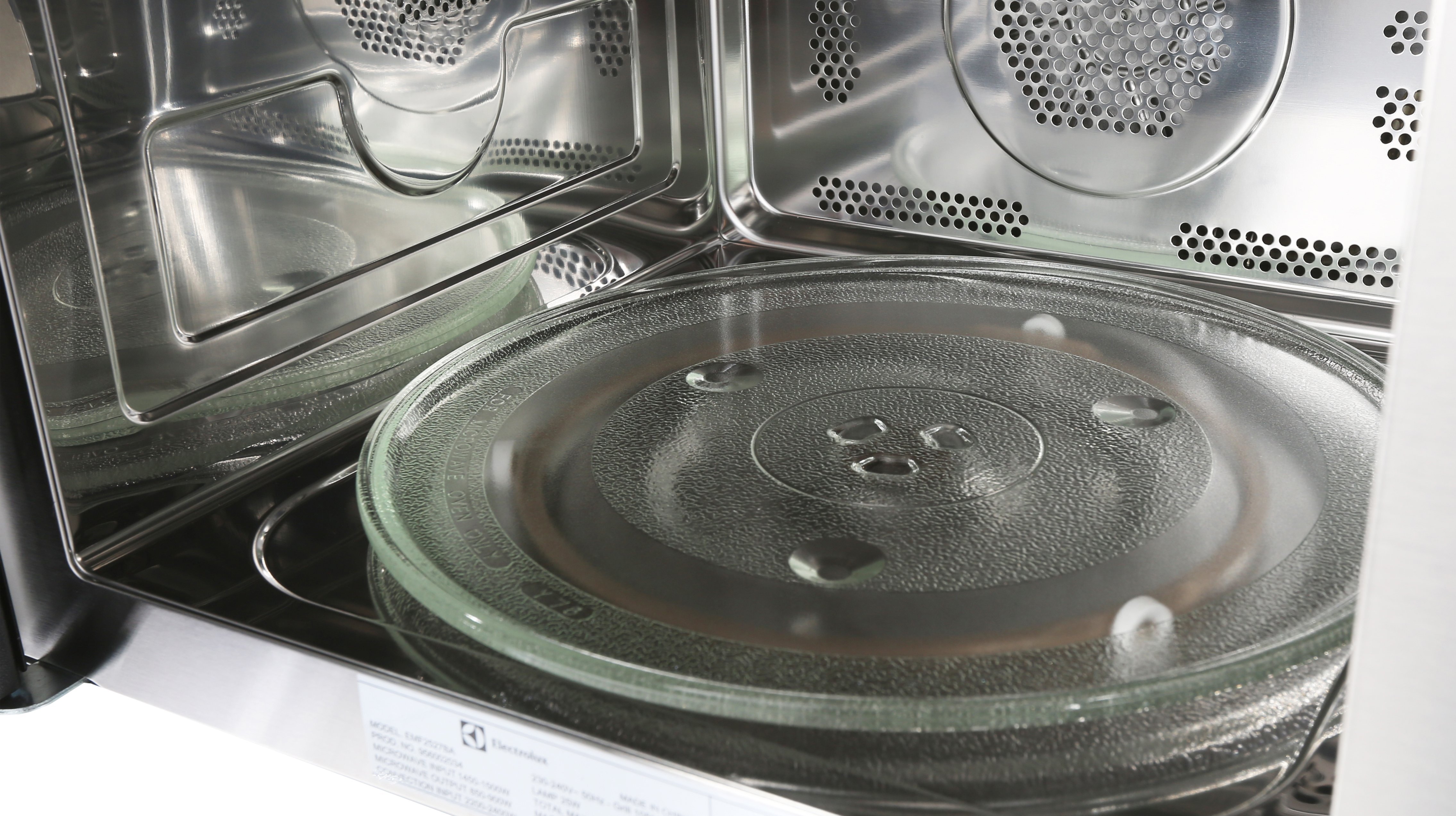 Electrolux EMF2527BA 25L Convection Microwave 900W hero image