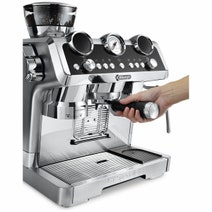 DeLonghi La Specialista Maestro Manual Coffee Machine EC9665M hero image