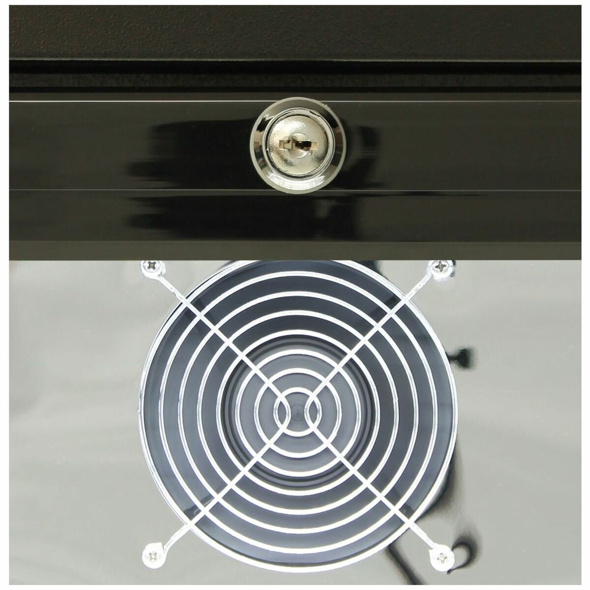 Rhino 129L Bar Fridge SG1R-B hero image
