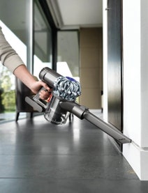 Dyson 231926-01 V6 Trigger Handheld Vacuum hero image